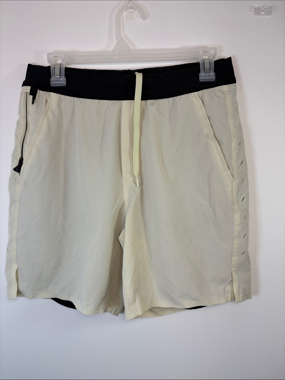 Ten Thousand The Interval Short - 7”- Cream/Butter Yellow Black Waistband
